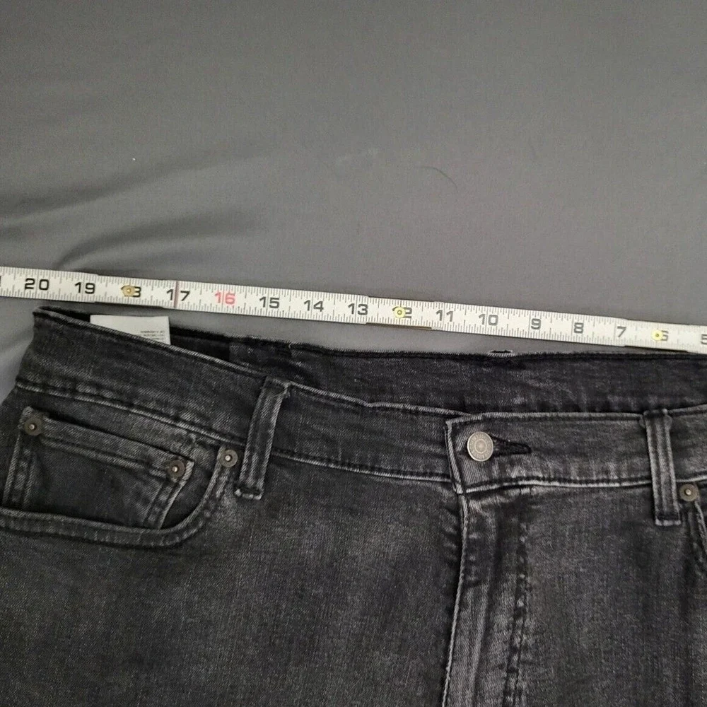 Levi's 541 Athletic Taper Jeans Mens 38x30 Faded Black Gray Stretch Denim 540196